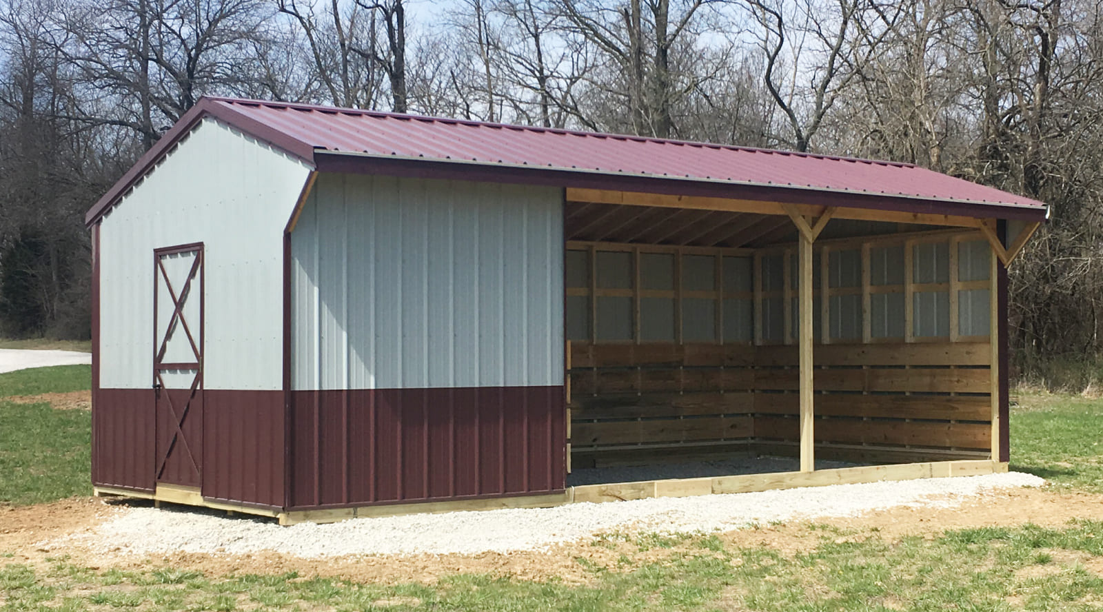 Horse Shed with Tack Room
